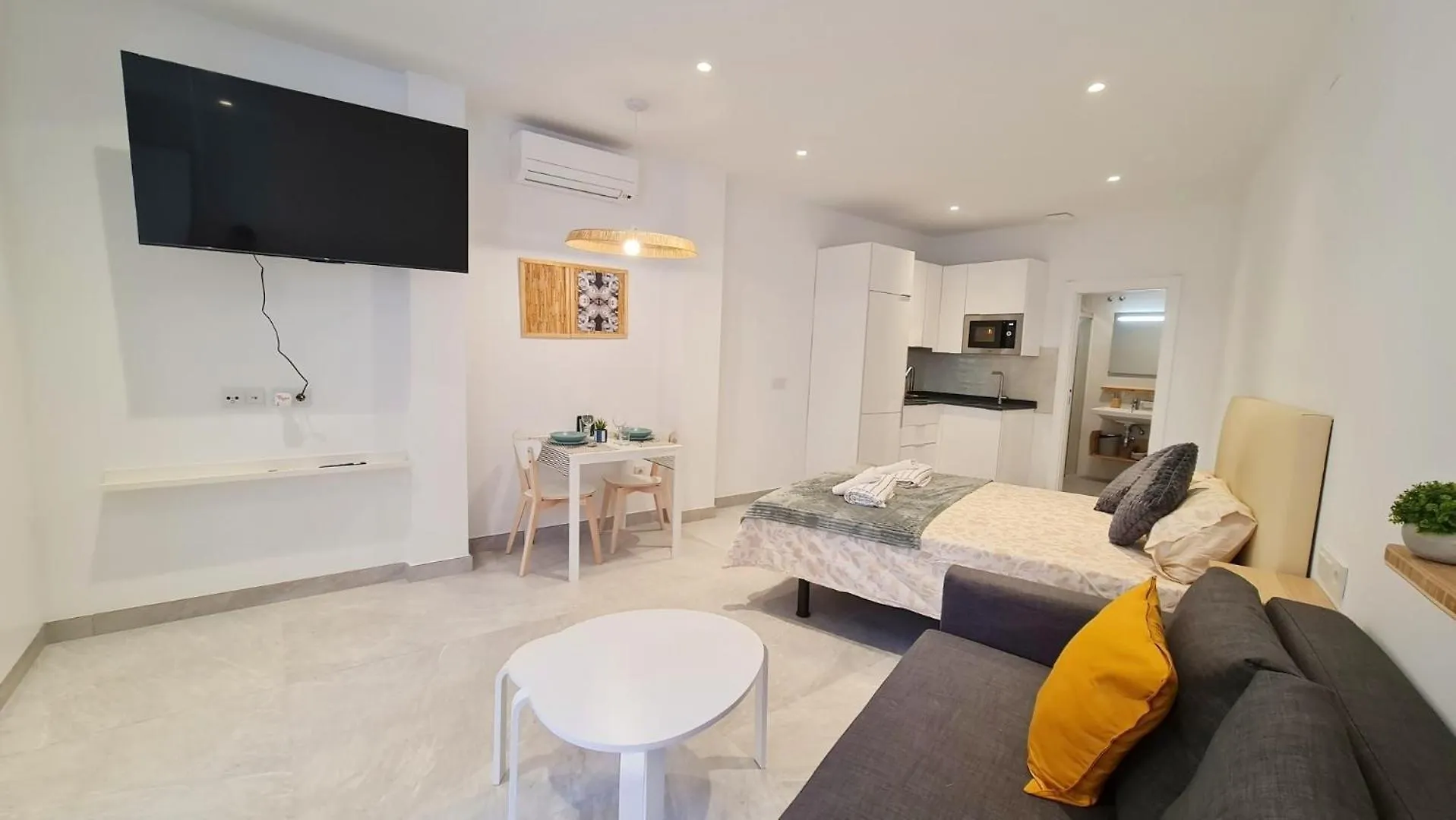 Unionstay Estudio Guernica Malaga Apartment